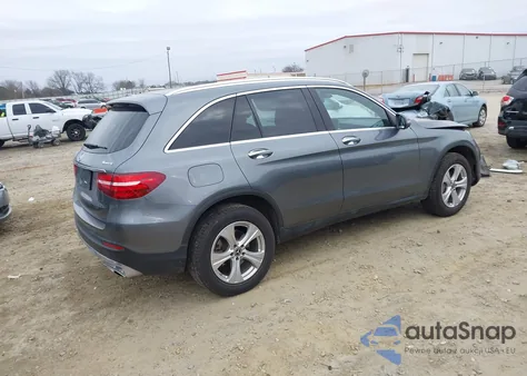 2018 Mercedes-Benz Glc 300 4Matic z USA, uszkodzony, nr VIN WDC0G4KB3JV108631